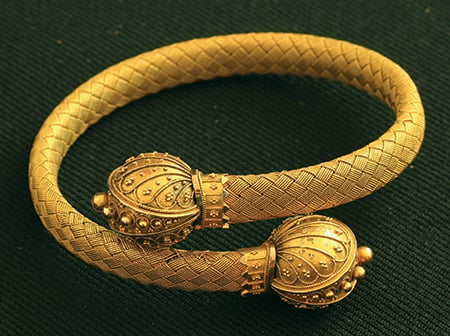 Art Appraiser - Etruscan Bracelet